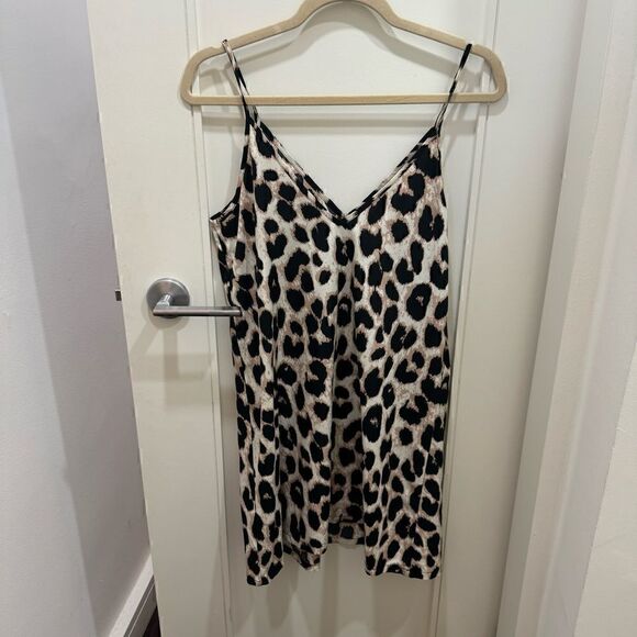 Leapord Trendy Mini Dress Straps Size Small - Picture 1 of 3